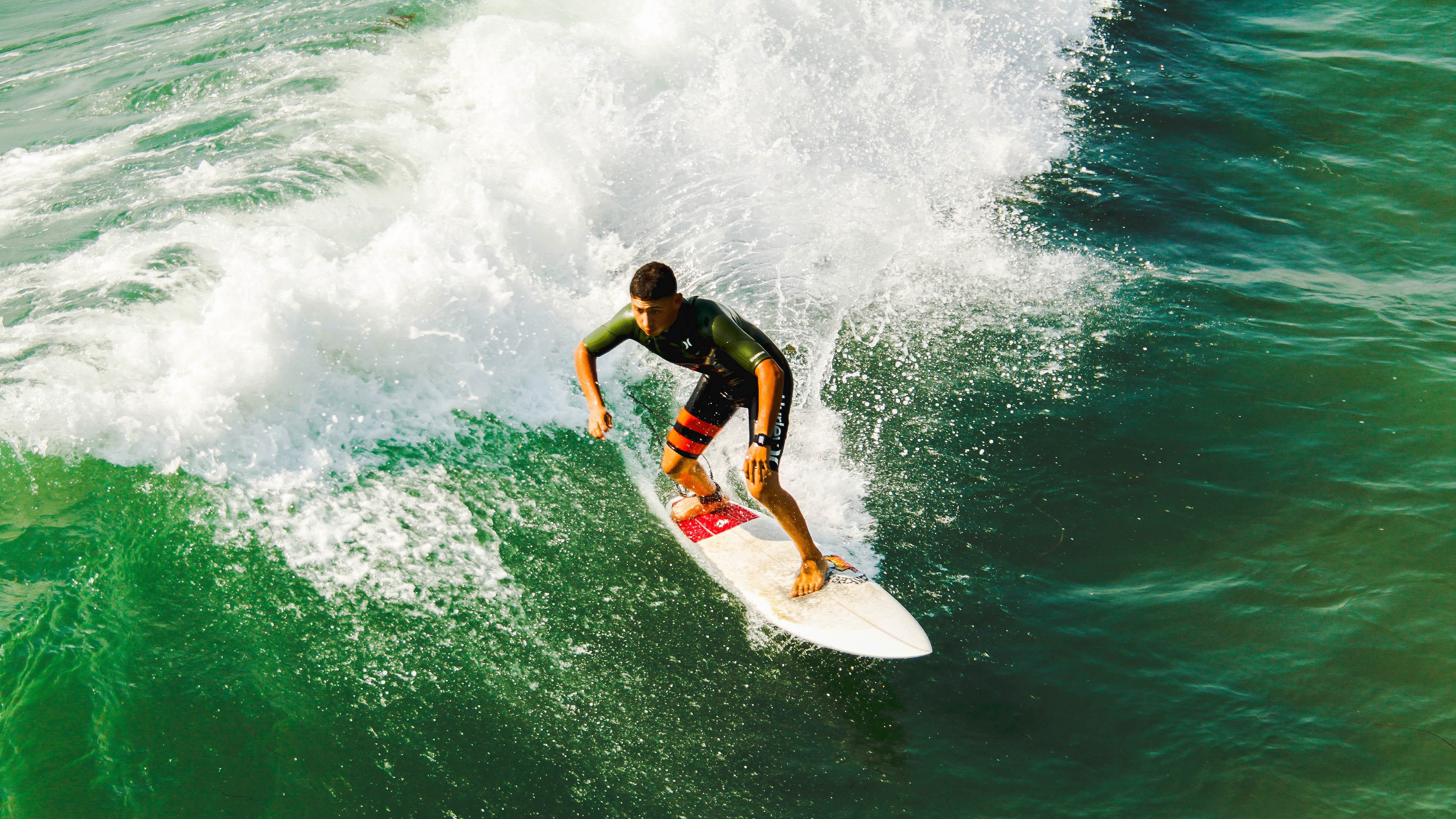 曼城攻击火力全开，轻松击垮对手，曼城进攻战术
